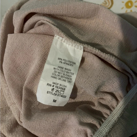 Shopin LA dusty rose top. Made in USA 🇺🇸! Size Medium Faux Wrap - Picture 5 of 5
